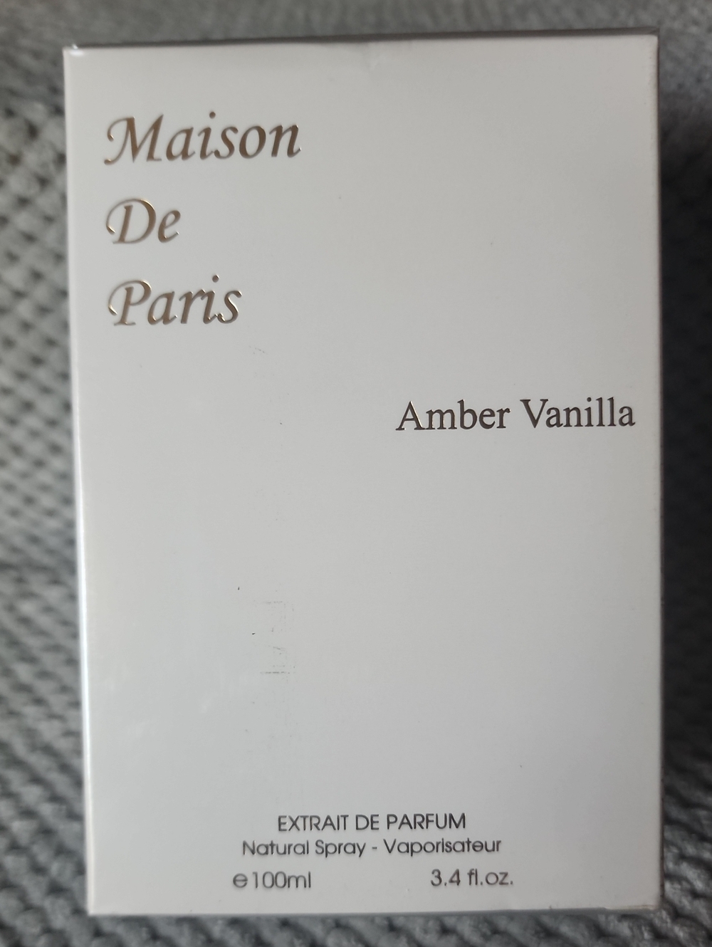 Amber Vanilla Extrait de Parfum - White